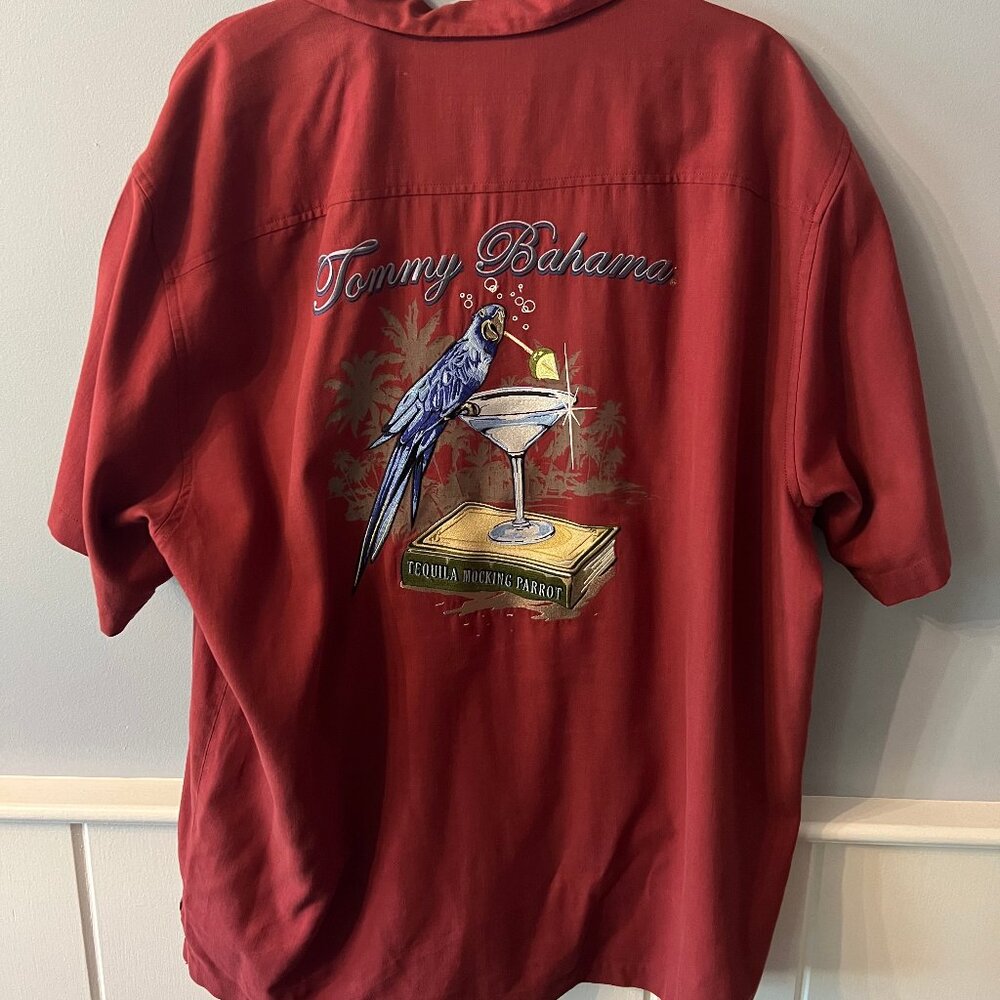 Tommy Bahama Camp Shirt w/ Embroidered Parrot XL